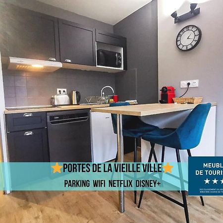 Portes De La Vieille Ville Анси Экстерьер фото