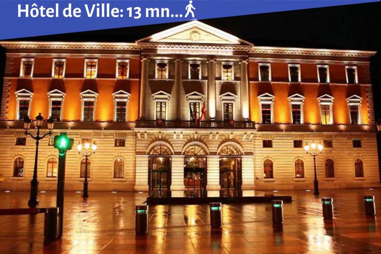 Portes De La Vieille Ville Анси Экстерьер фото